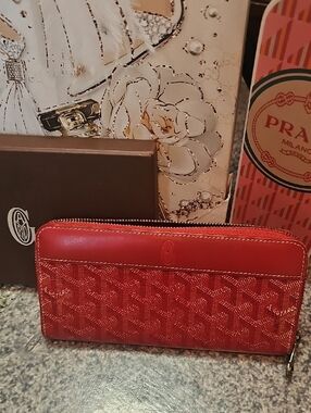 Goyard Red EUC Goyardine Zip-Around Continental Wallet